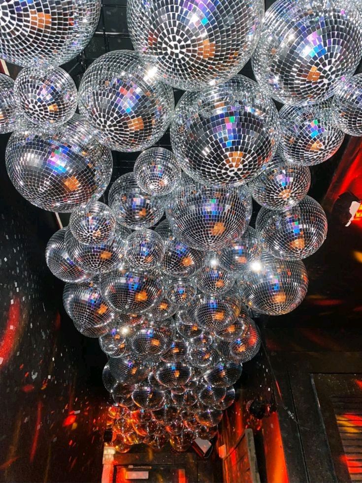 Kitsch Nights